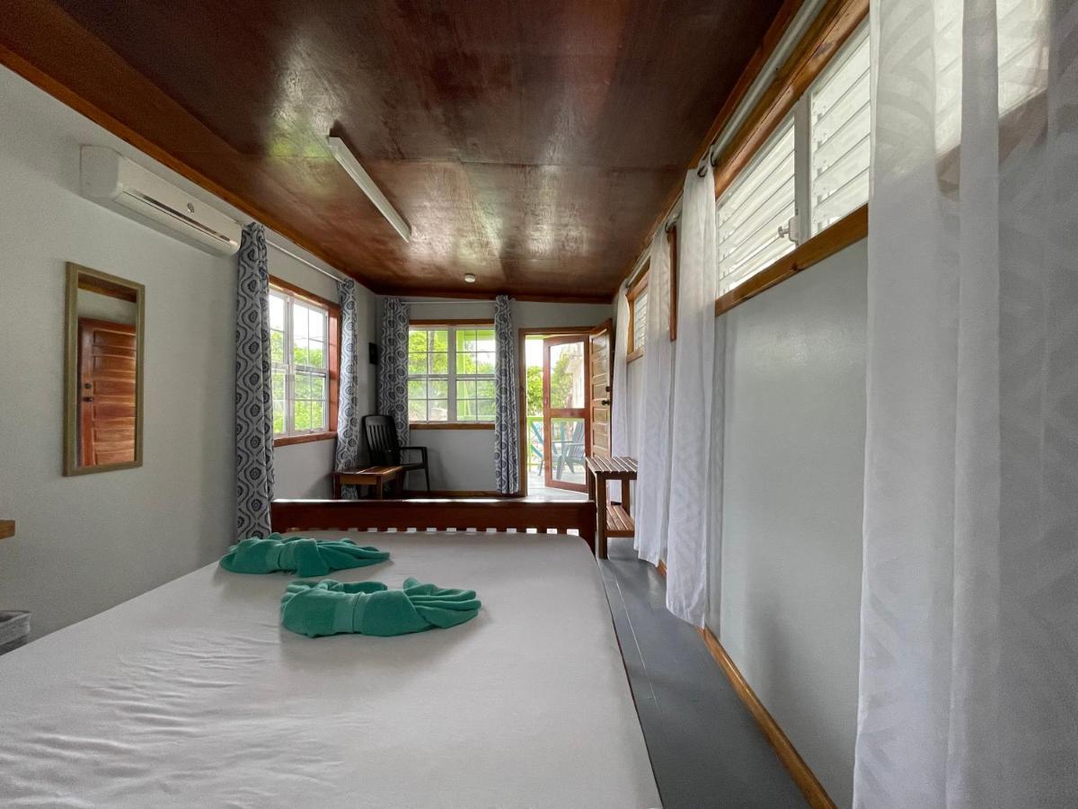 Sea N Sun Guest House Caye Caulker Exterior photo
