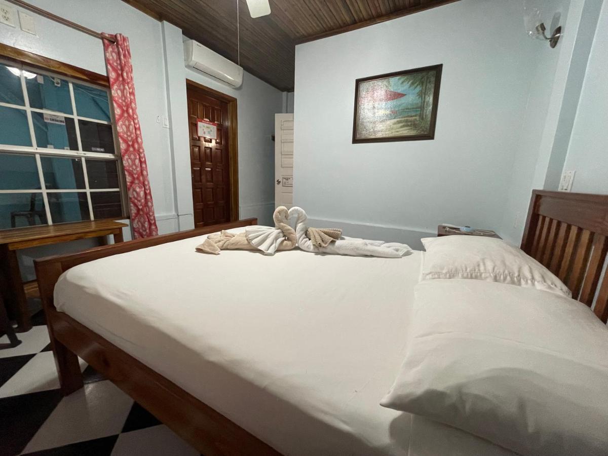 Sea N Sun Guest House Caye Caulker Exterior photo