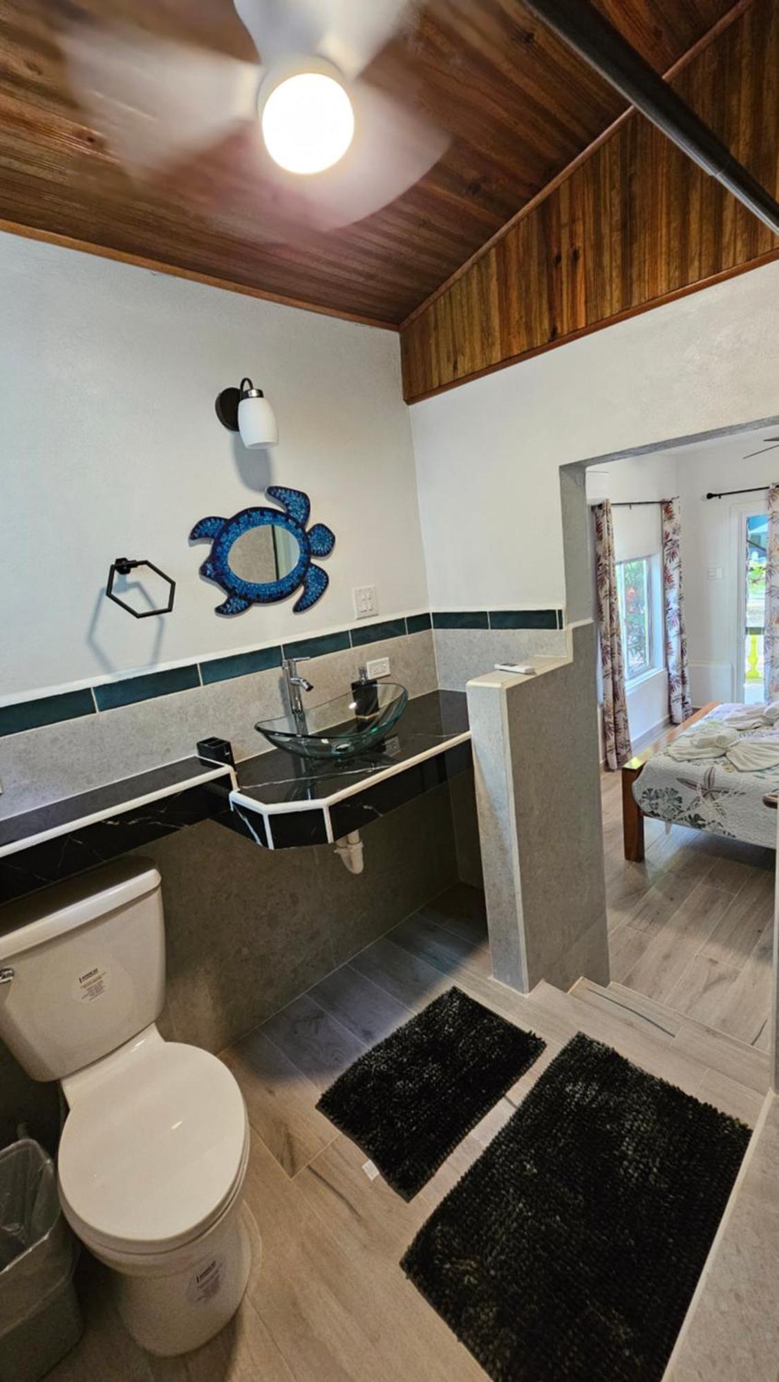Sea N Sun Guest House Caye Caulker Exterior photo