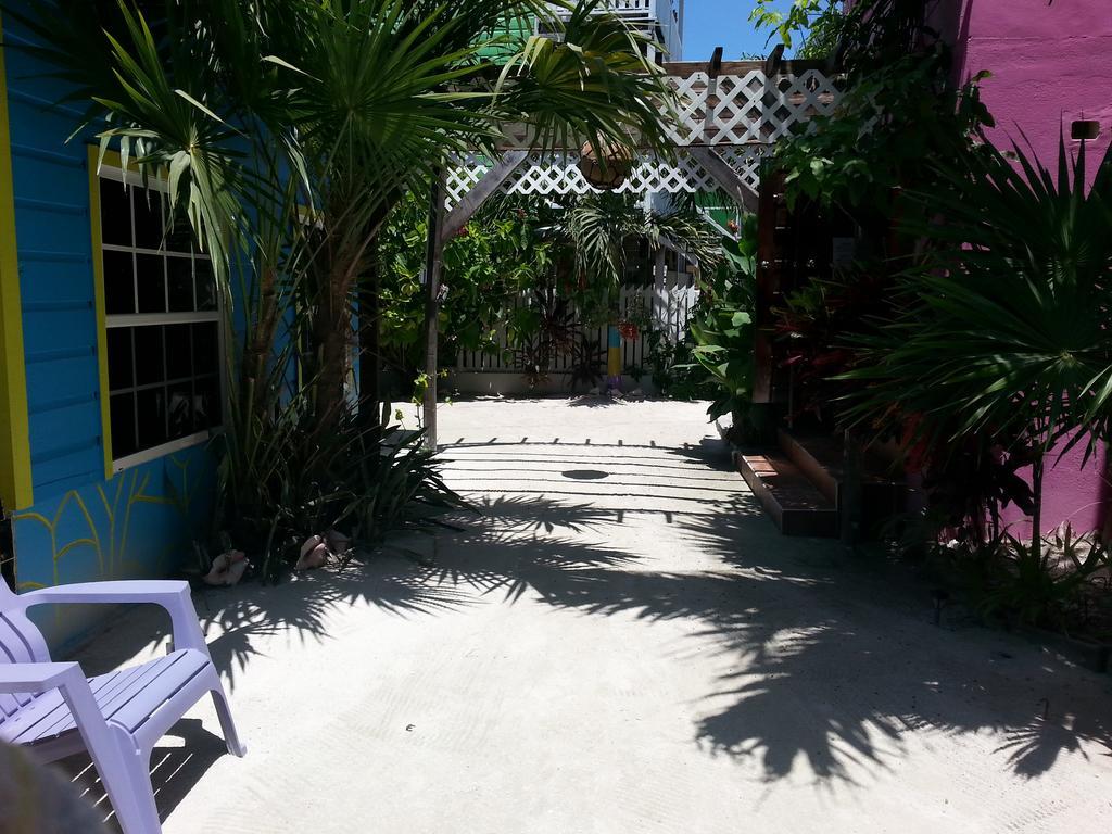 Sea N Sun Guest House Caye Caulker Exterior photo
